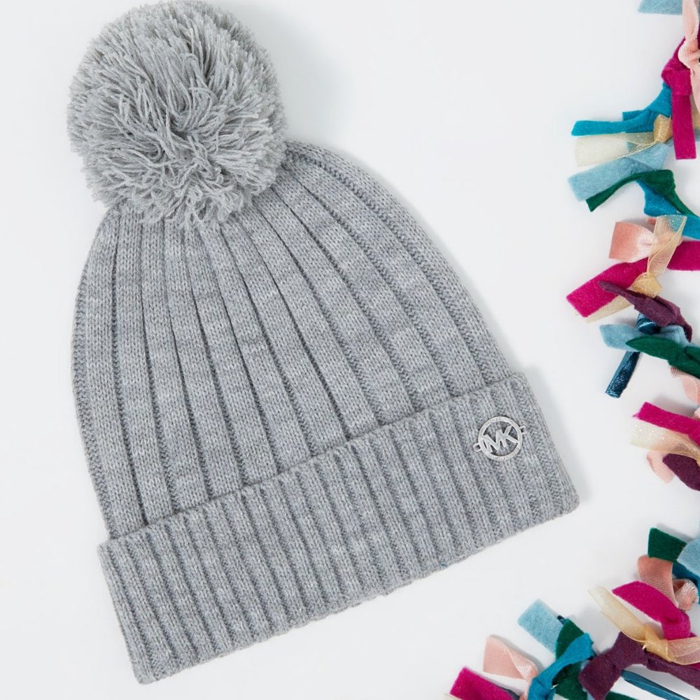 Michael Kors Beanie With Pom NEW